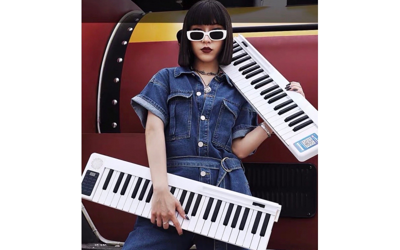 Innovated Splicing Piano